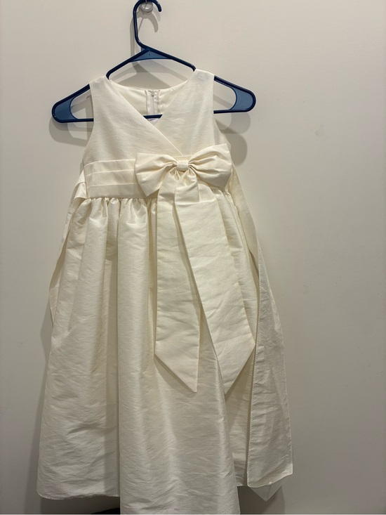 Sweet Kids Other - Ivory Bow-Tie A-Line Flower Girl Dress size 6